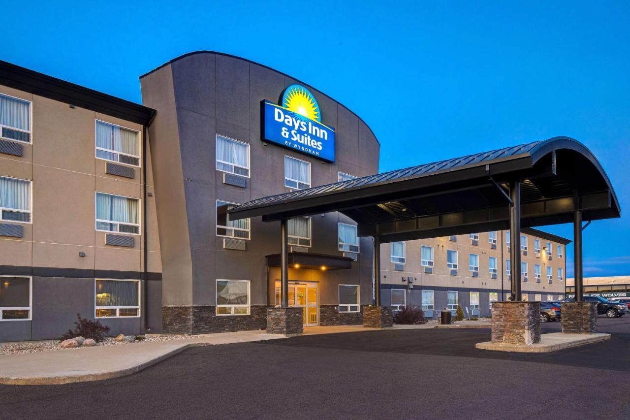 Days Inn & Suites By Wyndham Yorkton Exterior foto