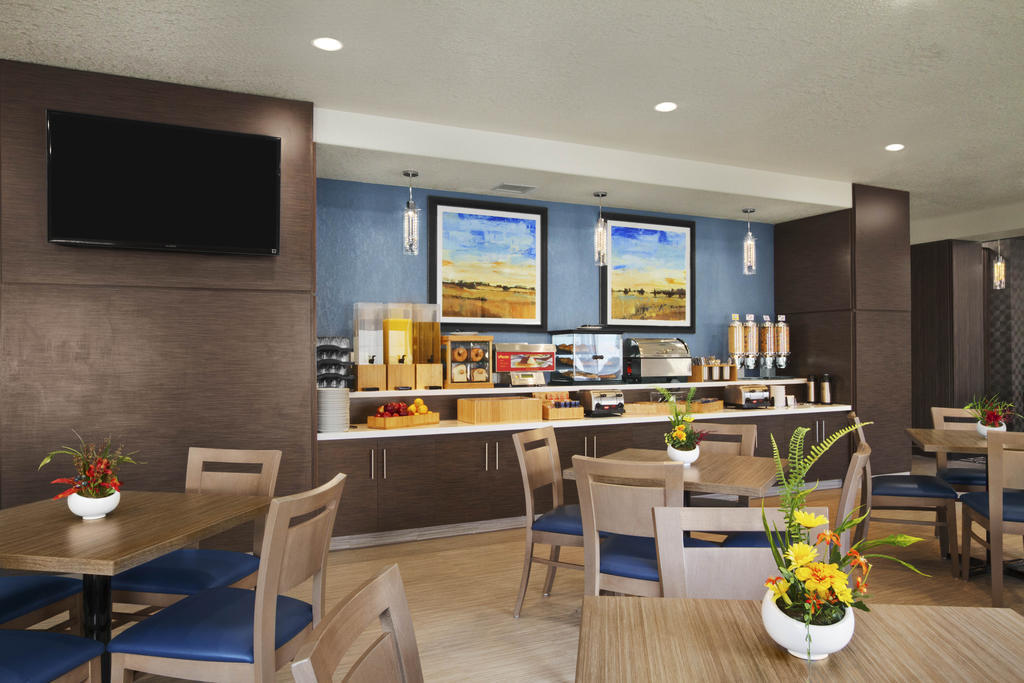 Days Inn & Suites By Wyndham Yorkton Exterior foto